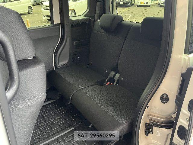 Honda N BOX CUSTOM 2024-12 7272513-12
