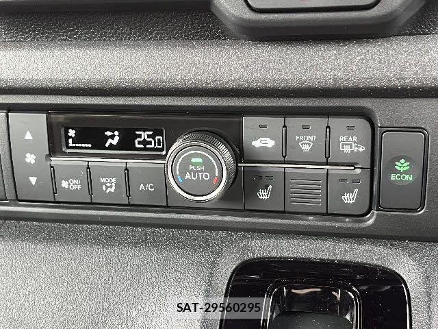 Honda N BOX CUSTOM 2024-12 7272513-14