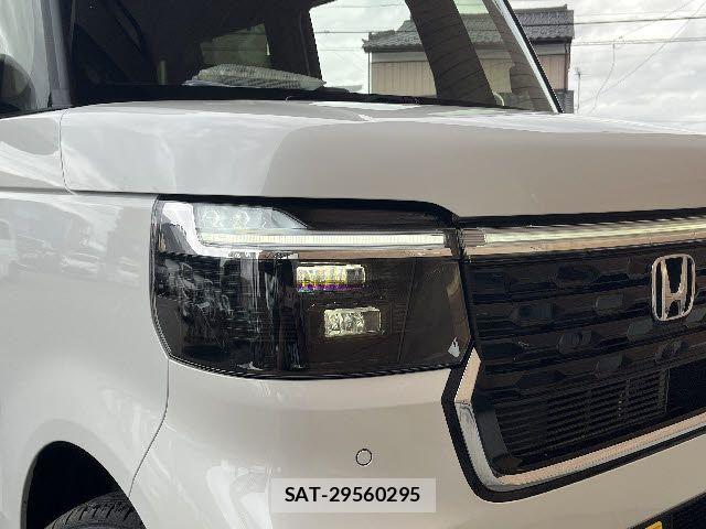 Honda N BOX CUSTOM 2024-12 7272513-22