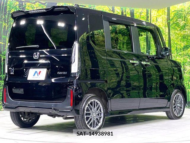 Honda N BOX CUSTOM 2023-11 7328883-17