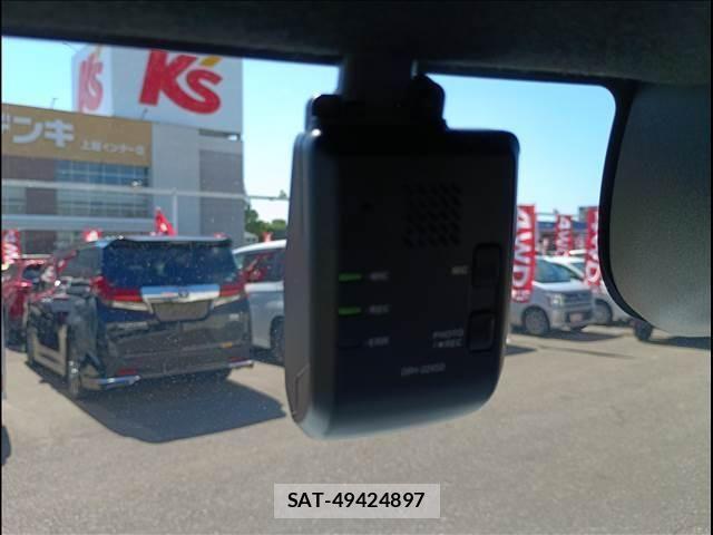 Honda N BOX CUSTOM 2024-02 7328891-21