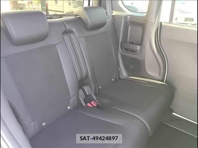 Honda N BOX CUSTOM 2024-02 7328891-24