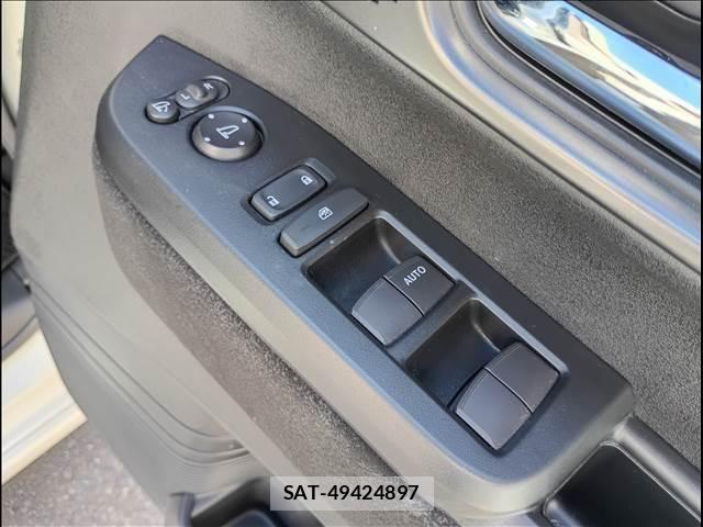 Honda N BOX CUSTOM 2024-02 7328891-28