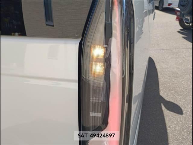 Honda N BOX CUSTOM 2024-02 7328891-7