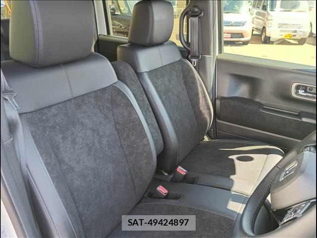 Honda N BOX CUSTOM 2024-02 7328891-8