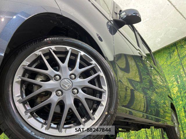 Honda N BOX CUSTOM 2024-06 7328890-12