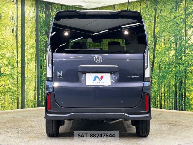 Honda N BOX CUSTOM 2024-06 7328890-14