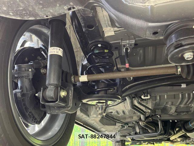 Honda N BOX CUSTOM 2024-06 7328890-19