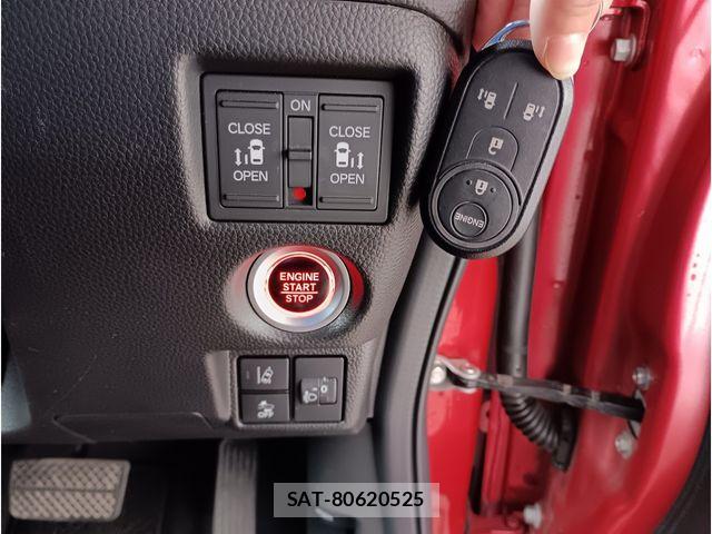 Honda N BOX CUSTOM 2023-06 7328897-9