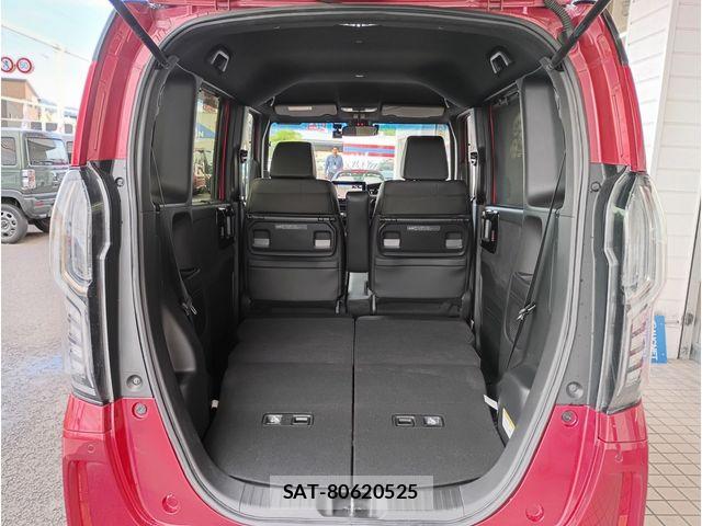 Honda N BOX CUSTOM 2023-06 7328897-18