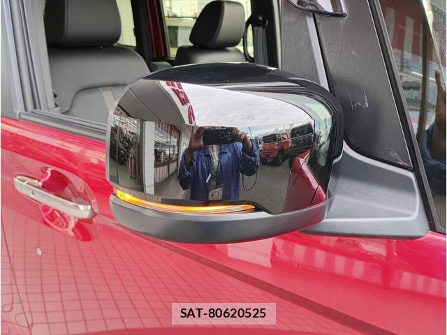 Honda N BOX CUSTOM 2023-06 7328897-6