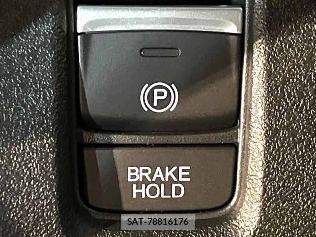 Honda N BOX CUSTOM 2026-04 7328895-6