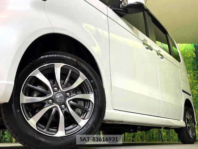 Honda N BOX CUSTOM 2025-01 7328892-12