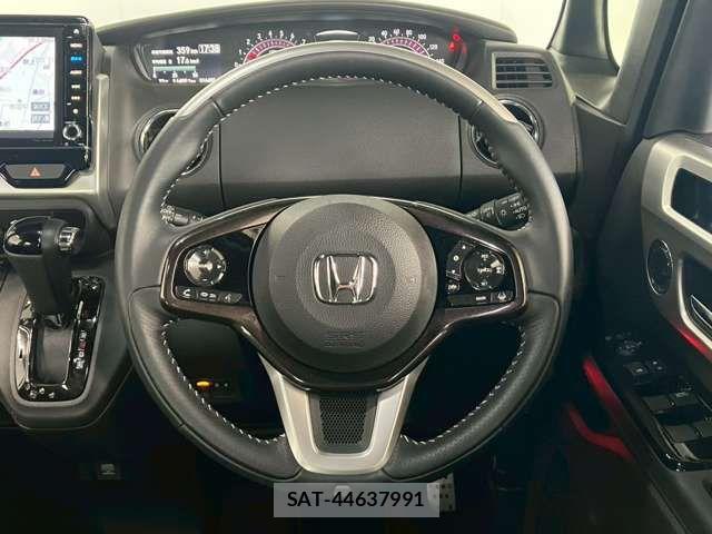 Honda N BOX CUSTOM 2018-06 7328893-10