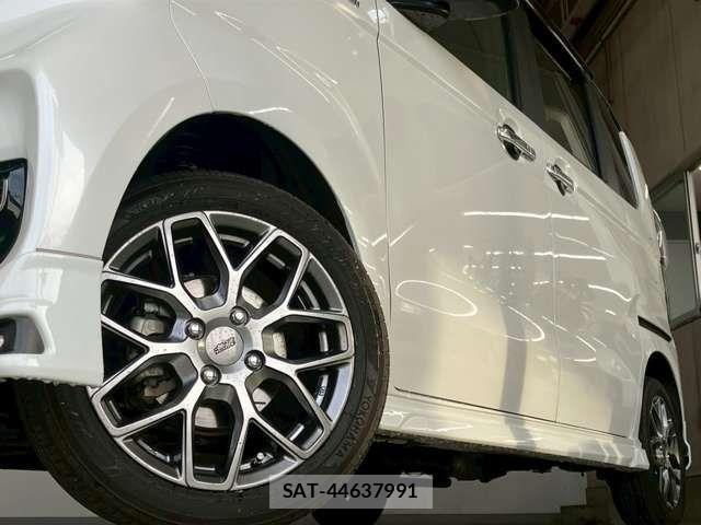 Honda N BOX CUSTOM 2018-06 7328893-6