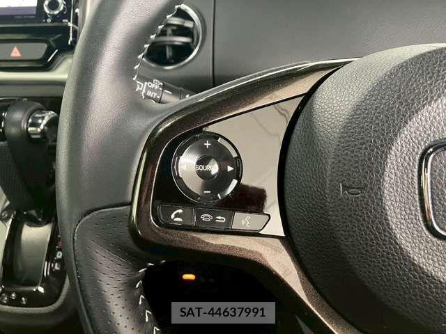 Honda N BOX CUSTOM 2018-06 7328893-8