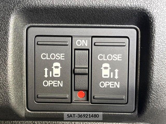 Honda N BOX CUSTOM 2024-03 7328885-3