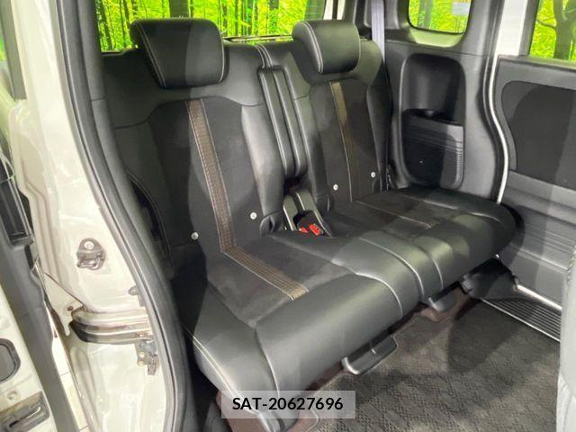 Honda N BOX CUSTOM 2018-02 7359022-9