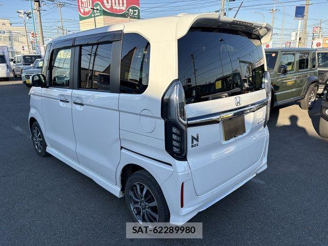 Honda N BOX CUSTOM 2021-04 7359024-6