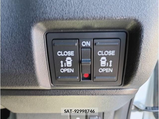 Honda N BOX CUSTOM 2026-01 7359020-12