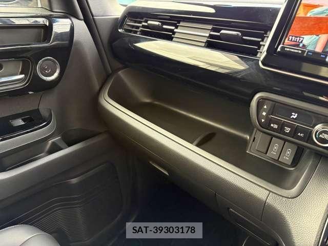 Honda N BOX CUSTOM 2021-07 7359019-16