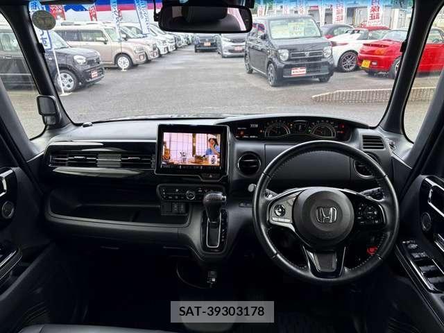 Honda N BOX CUSTOM 2021-07 7359019-1