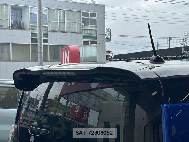 Honda N BOX CUSTOM 2018-11 7359029-23