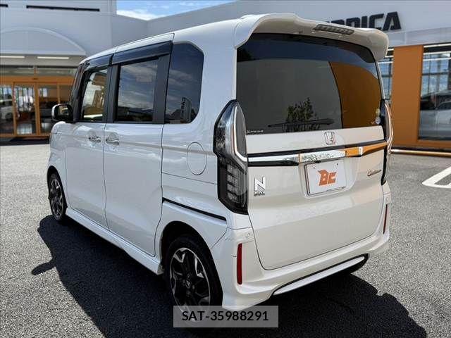 Honda N BOX CUSTOM 2017-10 7390903-12