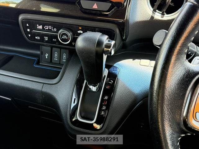 Honda N BOX CUSTOM 2017-10 7390903-25
