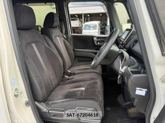 Honda N BOX CUSTOM 2019-01 7456308-11