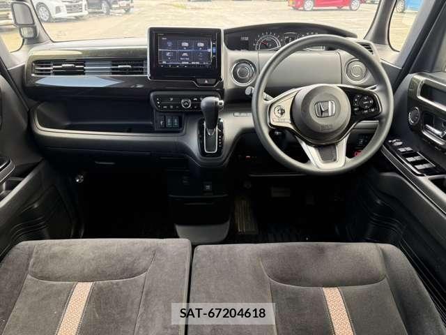 Honda N BOX CUSTOM 2019-01 7456308-4