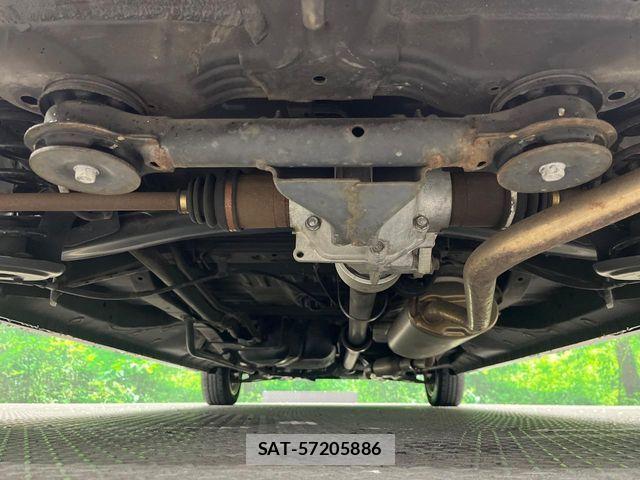 Honda N BOX CUSTOM 2017-06 7456310-18