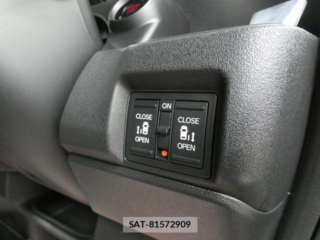 Honda N BOX CUSTOM 2025-11 7456300-13
