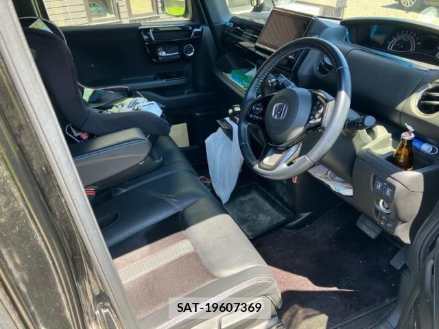 Honda N BOX CUSTOM 2021-03 7456302-19