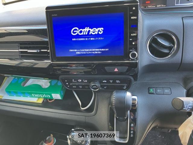 Honda N BOX CUSTOM 2021-03 7456302-26