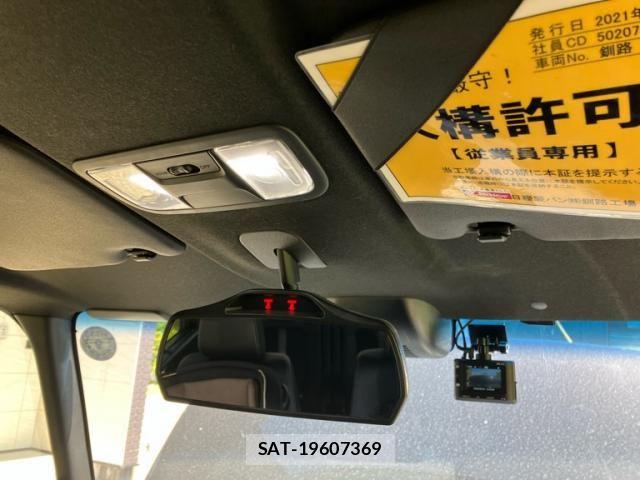 Honda N BOX CUSTOM 2021-03 7456302-29