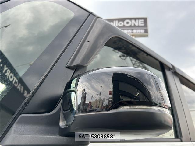 Honda N BOX CUSTOM 2018-09 7456304-12