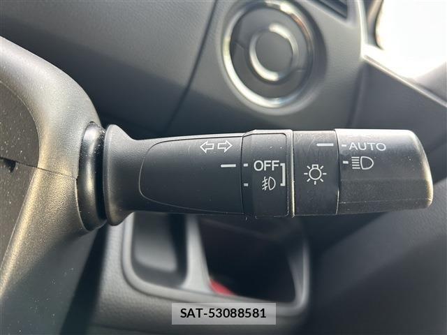 Honda N BOX CUSTOM 2018-09 7456304-17