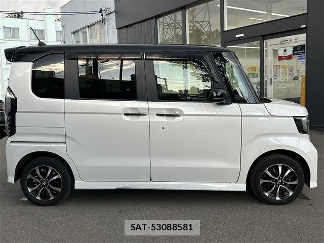 Honda N BOX CUSTOM 2018-09 7456304-3