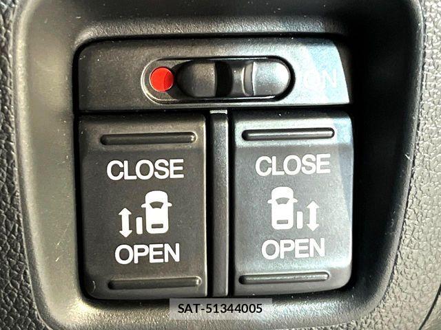 Honda N BOX CUSTOM 2012-05 7456312-2