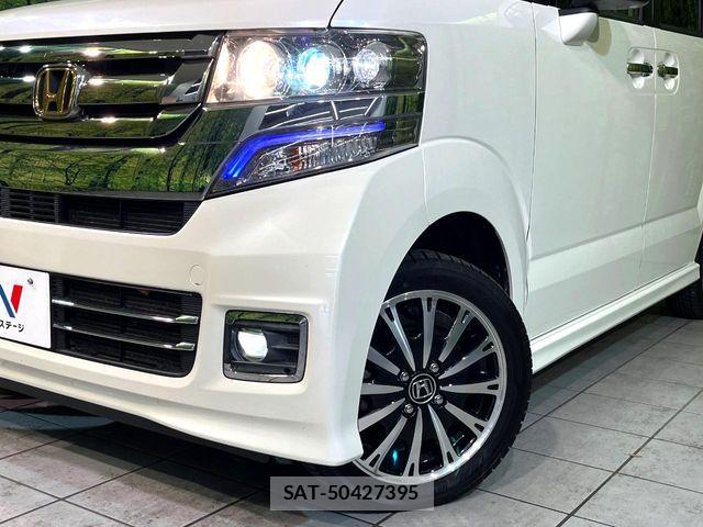 Honda N BOX CUSTOM 2017-05 7456309-11