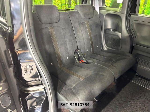 Honda N BOX CUSTOM 2018-06 7501878-9