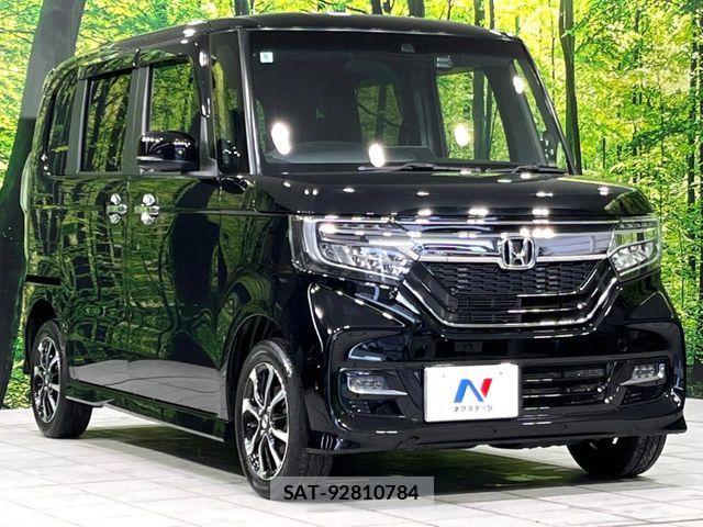 Honda N BOX CUSTOM 2018-06 7501878-16