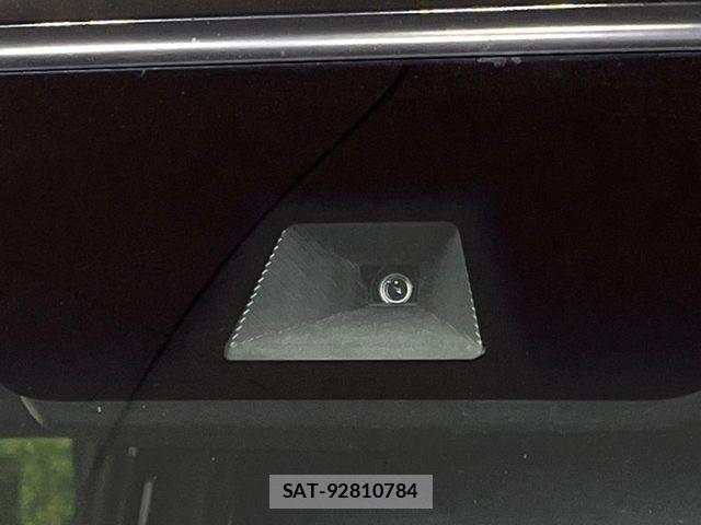 Honda N BOX CUSTOM 2018-06 7501878-7
