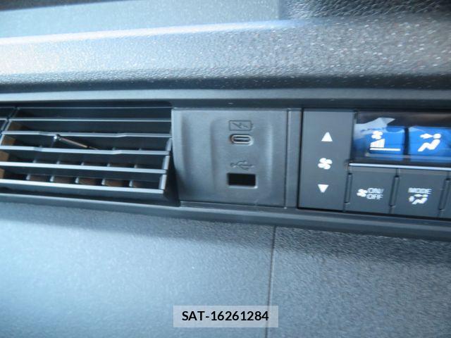 Honda N BOX CUSTOM 2026-05 7509431-26