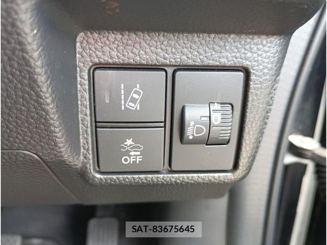 Honda N BOX CUSTOM 2023-04 7562563-16