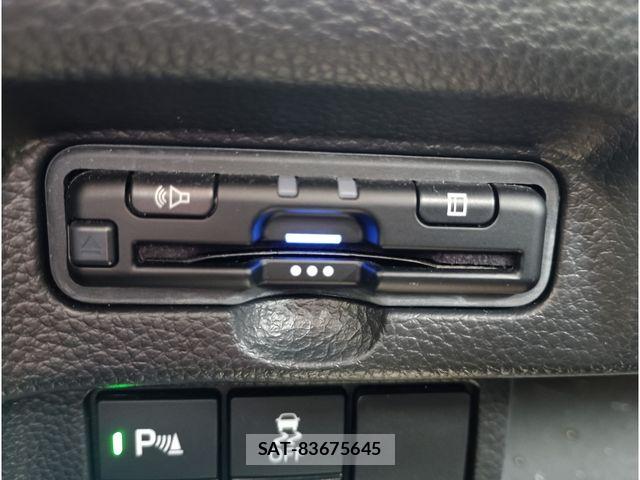 Honda N BOX CUSTOM 2023-04 7562563-18