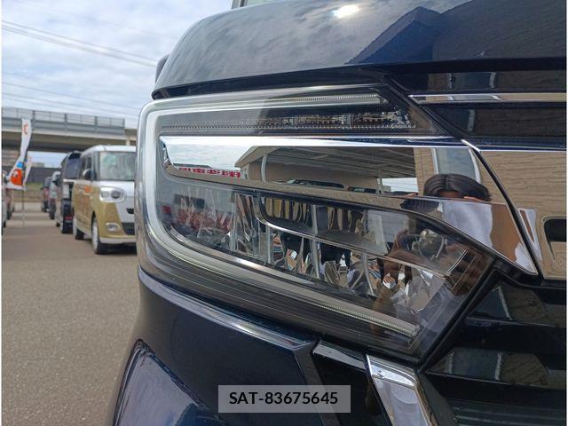 Honda N BOX CUSTOM 2023-04 7562563-24