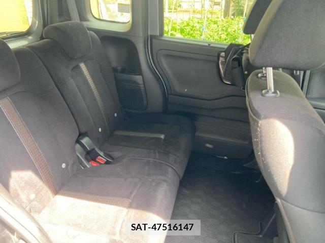 Honda N BOX CUSTOM 2018-06 7618689-17
