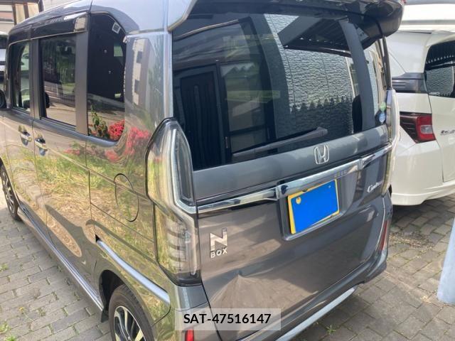 Honda N BOX CUSTOM 2018-06 7618689-6